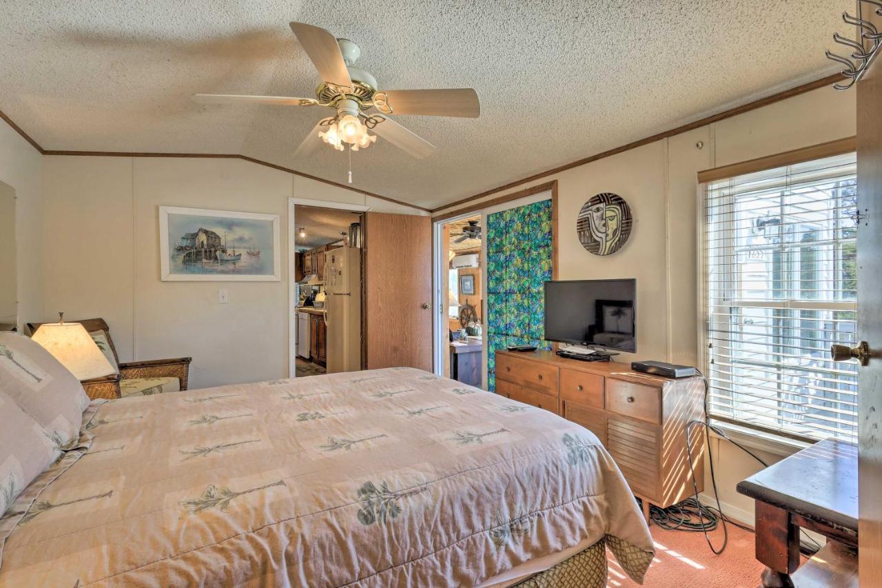 Quaint Chincoteague Island Hideaway With 2 Porches! 빌라 외부 사진